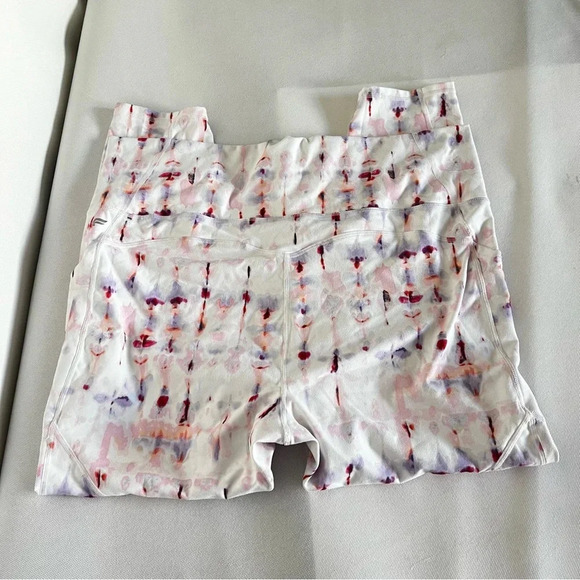 Fabletics Oasis PureLuxe High-Waisted 7/8 Legging 2X (18-20) White/Multicolored - Picture 6 of 13